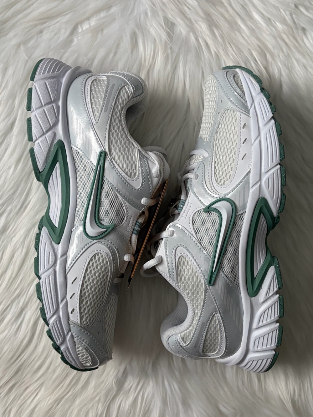 nike v5 rnr